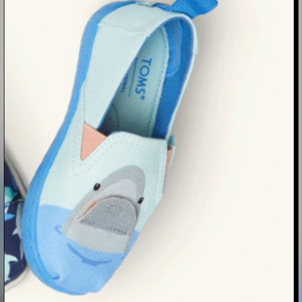 Tiny Toms shark alpargata shoes